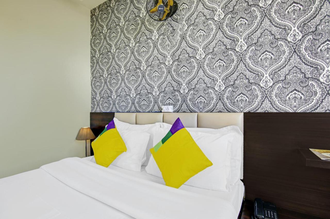 Itsy Hotels Crystal Palace With Valley View ชิมลา ภายนอก รูปภาพ
