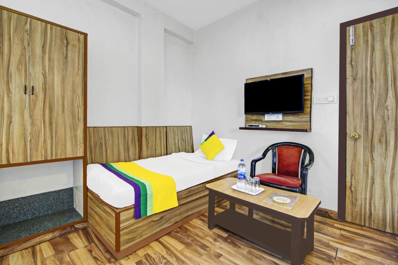 Itsy Hotels Crystal Palace With Valley View ชิมลา ภายนอก รูปภาพ