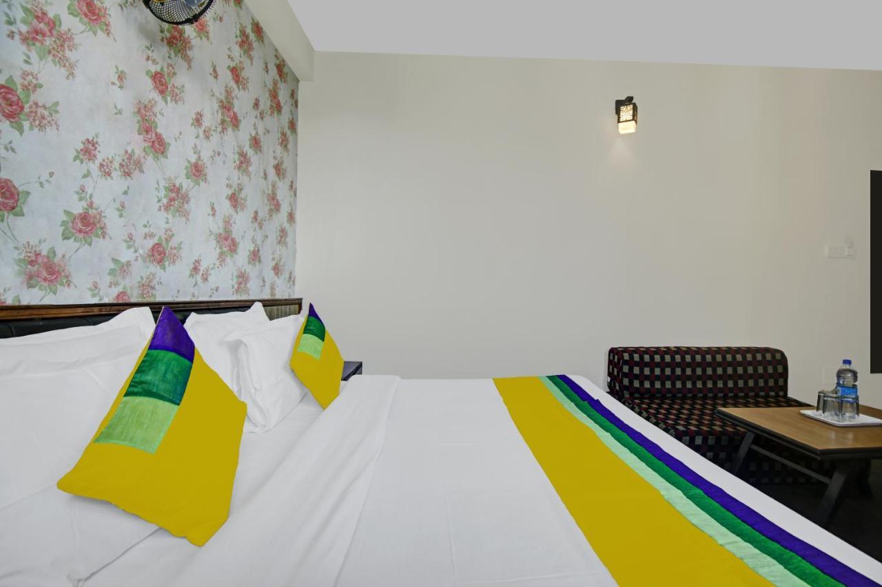 Itsy Hotels Crystal Palace With Valley View ชิมลา ภายนอก รูปภาพ